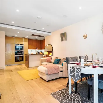 Image 4 - Juniper Drive, London, SW18 1QZ, United Kingdom - Apartment for rent