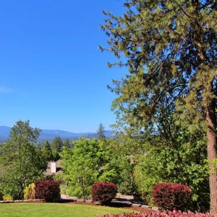 Image 3 - 1898 Nw Sunview Pl, Grants Pass, Oregon, 97526 - House for sale