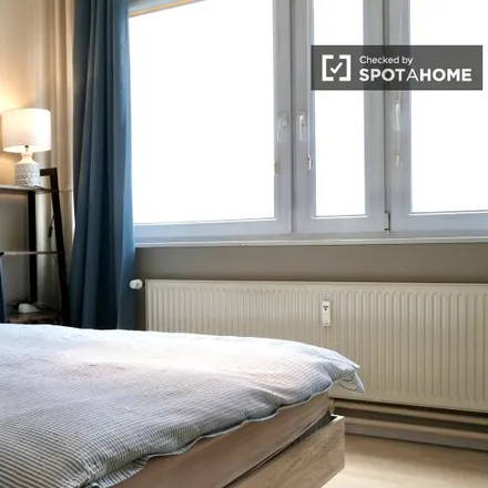 Rent this 3 bed room on Instituto Cervantes in Heidereutergasse, 10178 Berlin