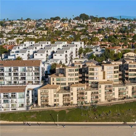Image 8 - 683 Esplanade, Redondo Beach, CA 90277, USA - Condo for rent