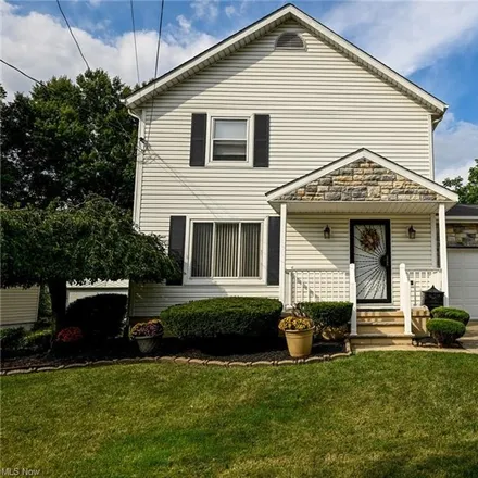 Buy this 3 bed house on 619 Baird Street in Akron, OH 44311