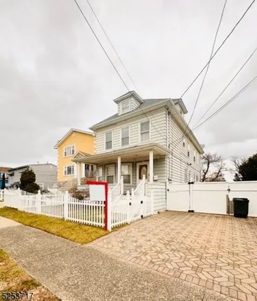 Rent this 3 bed house on 141 Wabash Avenue in Lake View, Paterson