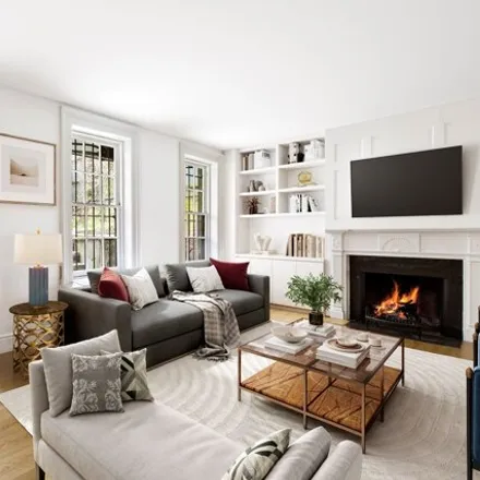 Image 2 - 149 East 36th Street, New York, NY 10016, USA - Townhouse for sale