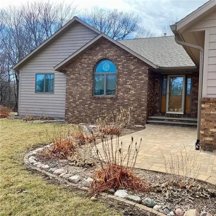 Buy this 4 bed house on 1616 North Ridge Lane in North Mankato, MN 56003