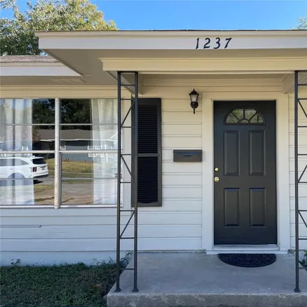 Buy this 3 bed house on 1237 Southwest 5th Street in Grand Prairie, TX 75051