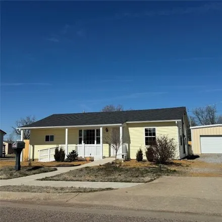 Buy this 3 bed house on 1036 West Federal Street in Shawnee, OK 74804