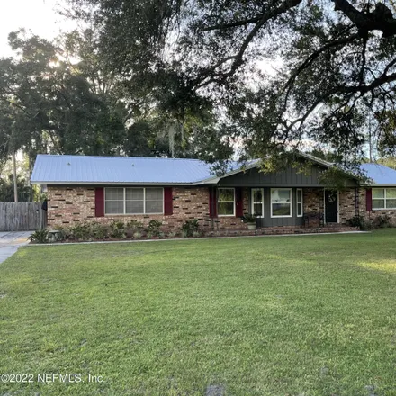 Buy this 3 bed house on 188 Horseman Club Road in Putnam County, FL 32177
