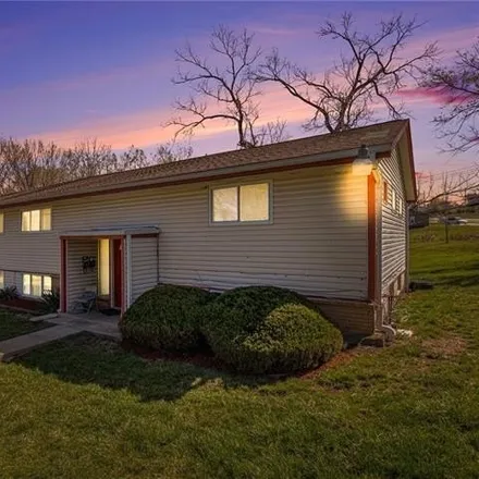 Buy this studio house on 15443 153rd Terrace in Grandview, MO 64030