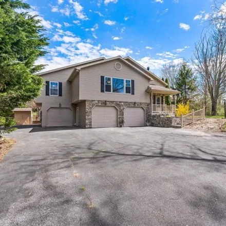Buy this 6 bed house on 98 Blizzard Trail in Carroll Valley, Adams County