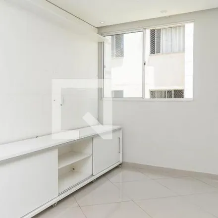 Rent this 2 bed apartment on Viela Hermínia in Presidente Dutra, Guarulhos - SP