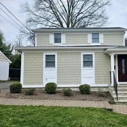 Rent this 3 bed house on 18 Farview Road in Tenafly, NJ 07670