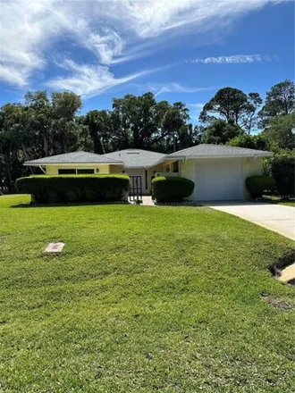 Rent this 3 bed house on 25 Crompton Place in Palm Coast, FL 32137