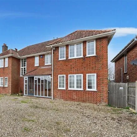 Buy this 5 bed house on Sir John Leman High School in Ringsfield Road, Beccles