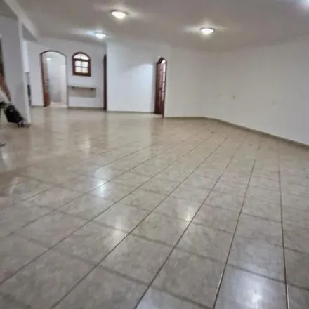 Rent this 3 bed house on Rua Valdemar Cordts in São Camilo, Jundiaí - SP