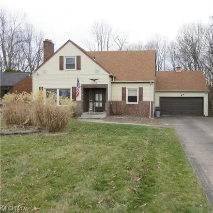 Buy this 3 bed house on 3571 Glenmere Drive in Fosterville, Youngstown