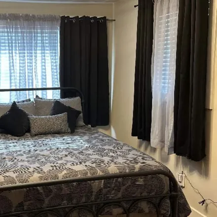 Rent this 1 bed apartment on Huntsville