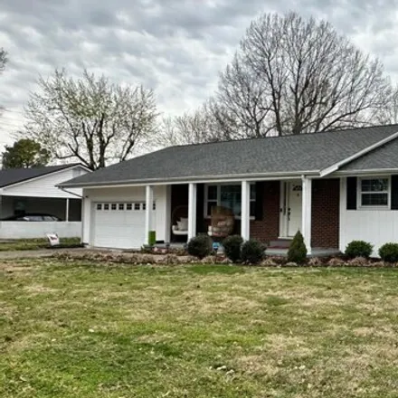 Image 2 - 293 Fairlane Drive, Mayfield, KY 42066, USA - House for sale