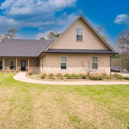 Buy this 5 bed house on 415 Bob White Dr in Gilmer, Texas