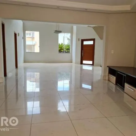 Buy this 4 bed house on Avenida Affonso José Aiello in Vila Aviação B, Bauru - SP