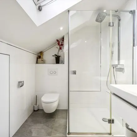 Rent this 5 bed townhouse on 5 Alba Mews in London, SW18 5PD