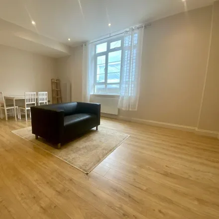 Rent this 2 bed apartment on Berts in Western Road, Brighton