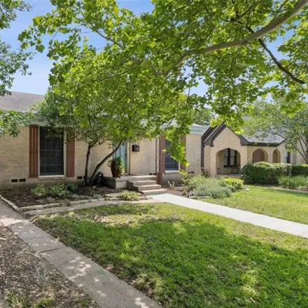 Image 2 - 3318 Burlingdell Avenue, Dallas, TX 75211, USA - House for sale