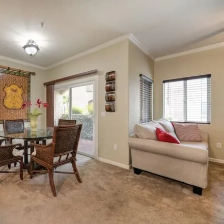 Image 6 - 18, Woodcreek Oaks Boulevard, Roseville, CA 95747, USA - Condo for sale