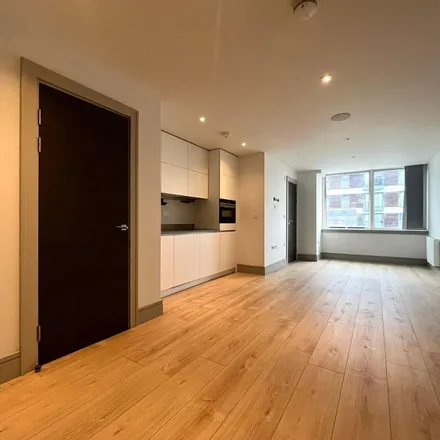 Rent this 1 bed apartment on St Margaret's in Windsor Street, London