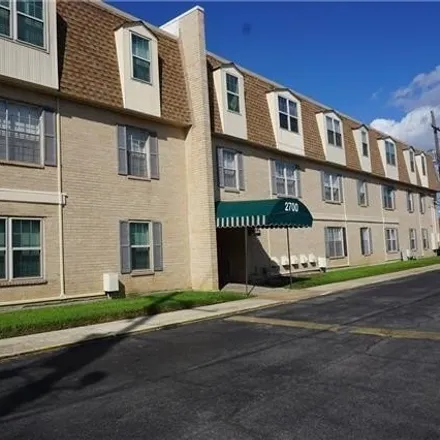 Image 2 - 2704 Whitney Place, Bonnabel Place, Metairie, LA 70002, USA - Condo for sale