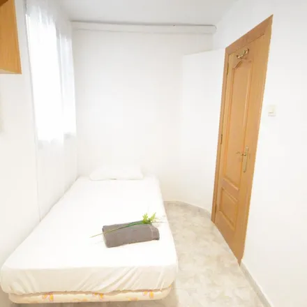 Image 4 - Carrer del Progrés, 250, 46011 Valencia, Spain - Apartment for rent
