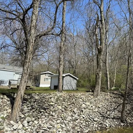 Image 7 - 200 Fossil Bay Court, Braidwood, Will County, IL 60481, USA - House for sale