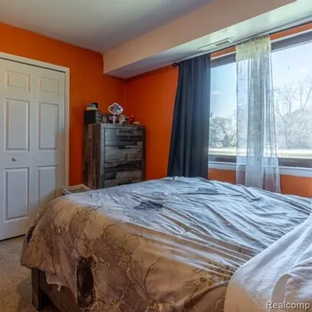 Image 6 - 5968 Cotter Avenue, Sterling Heights, MI 48314, USA - Condo for sale