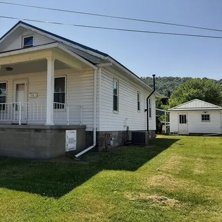 Image 2 - Paden City City Hall, Clements Alley, Paden City, WV 26159, USA - House for sale