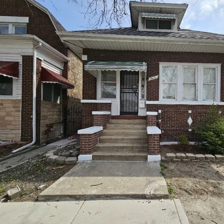 Rent this 5 bed house on 7617 S Eberhart Ave