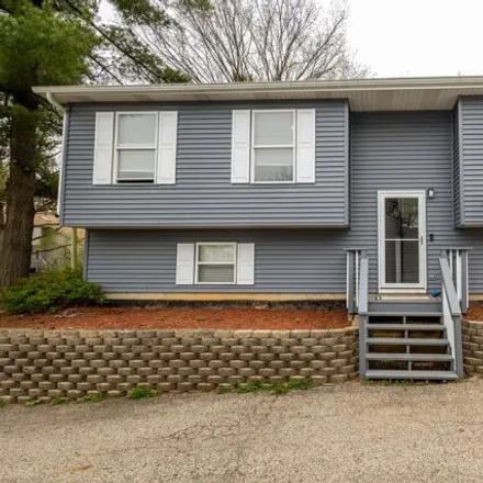 Buy this 3 bed house on 14 Hillcrest Avenue in Fox Lake, Lake County