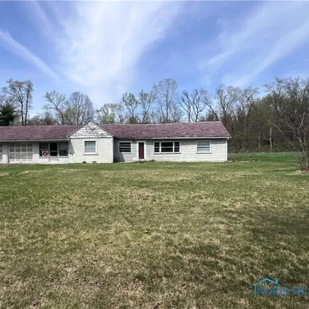 Buy this 2 bed house on 7878 West Bancroft Street in Lucas County, OH 43617