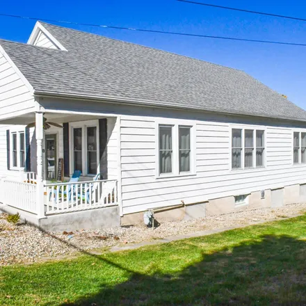 Image 3 - Casey's General Store, 321 East Washington Street, Pittsfield, IL 62363, USA - House for sale