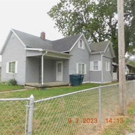 Buy this 3 bed house on 1720 South Rochester Avenue in Muncie, IN 47302