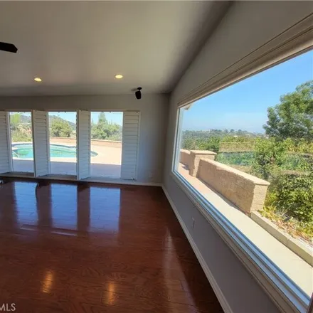 Image 9 - 3933 Westfall Drive, Los Angeles, CA 91436, USA - House for rent