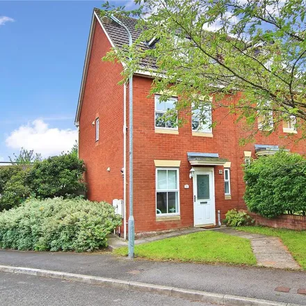 Rent this 3 bed townhouse on Youghal Close in Cardiff, CF23 8RN