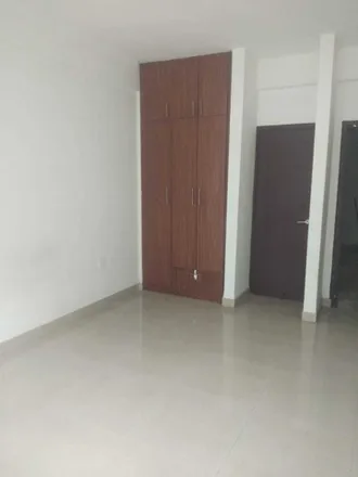 Rent this 3 bed apartment on unnamed road in Sahibzada Ajit Singh Nagar District, Singhpura - 146006