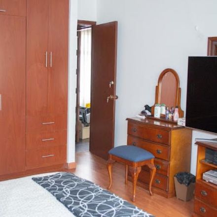 Rent this 5 bed house on Diagonal 59 in Teusaquillo, 111311 Bogota