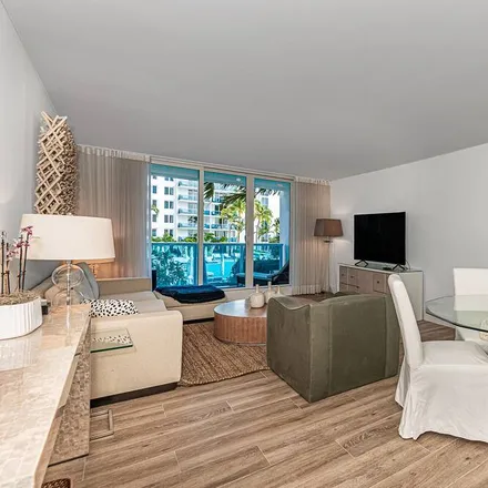 Image 1 - Miami Beach, FL - Condo for rent