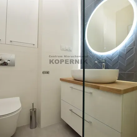 Rent this 2 bed apartment on Henryka Strobanda 10 in 87-100 Toruń, Poland