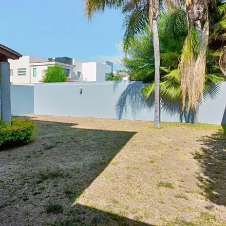 Rent this 3 bed house on Calle Paseo San Arturo Oriente in Valle Real, 45210 San Juan de Ocotán