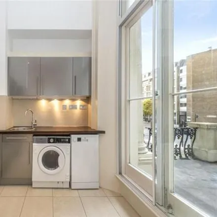 Image 5 - 108-132 Westbourne Terrace, London, W2 6BU, United Kingdom - Apartment for sale