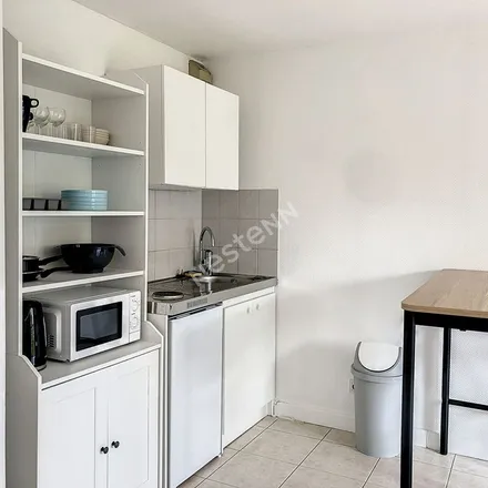 Image 4 - 17T Avenue de la Close, 44300 Nantes, France - Apartment for rent