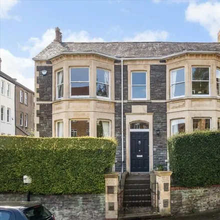 Buy this 5 bed house on 19 Royal Park in Bristol, BS8 3AW