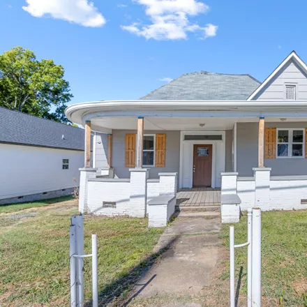 Buy this 3 bed house on 2903 Dodson Avenue in East Chattanooga, Chattanooga