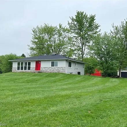 Buy this 4 bed house on 567 Johnson Road in Wadsworth, OH 44281